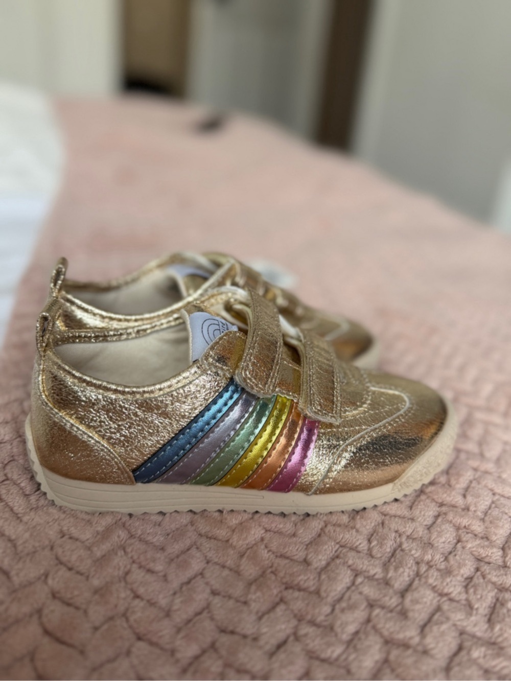 Velcro Little Bird by Jools Oliver Gold Younger Metallic Rainbow Trainers Girls